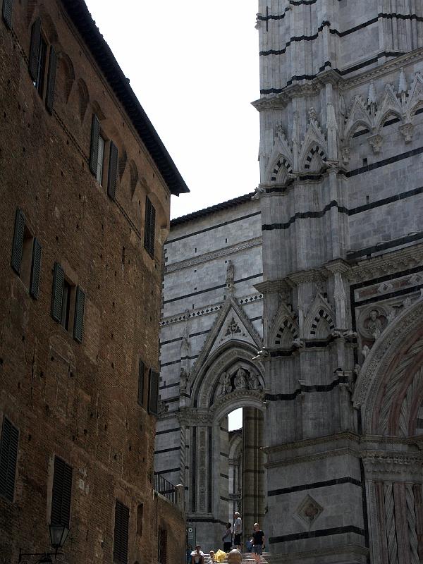 PICT0278.JPG - Siena's Duomo